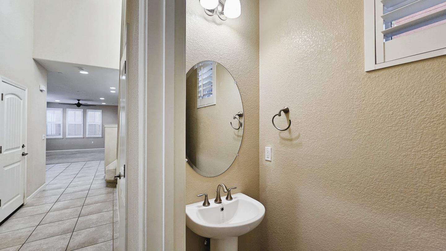 Detail Gallery Image 25 of 30 For 357 Cortona Way, Brentwood,  CA 94513 - 3 Beds | 2/1 Baths