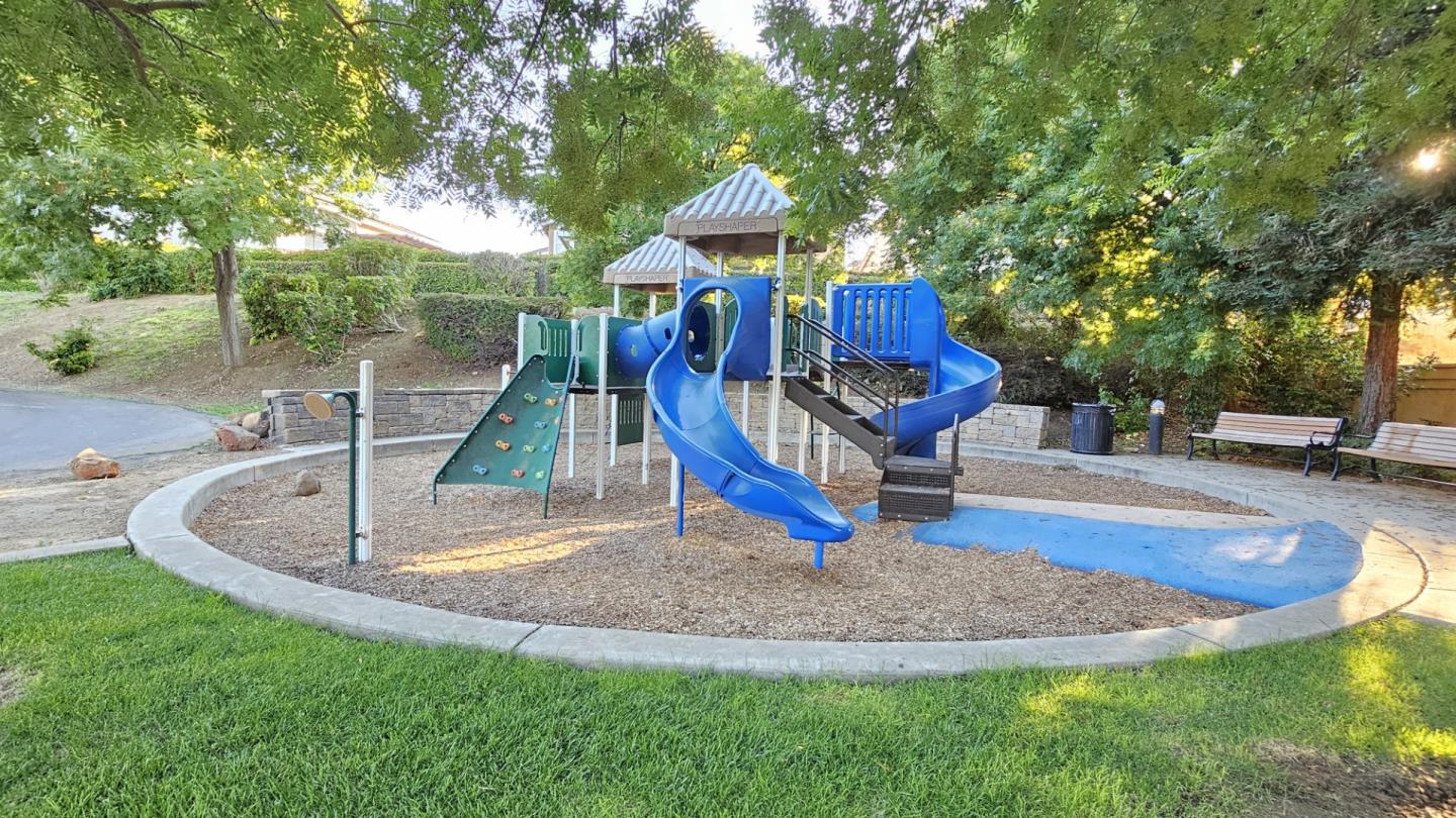 Detail Gallery Image 29 of 30 For 357 Cortona Way, Brentwood,  CA 94513 - 3 Beds | 2/1 Baths