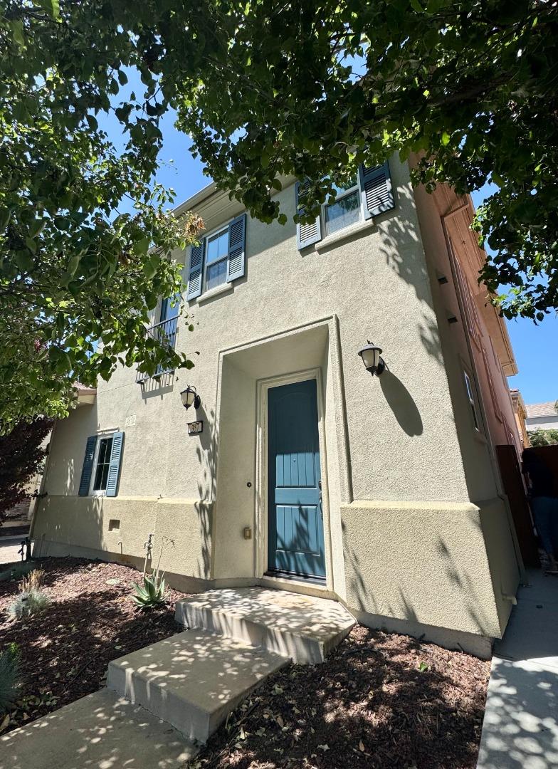 Detail Gallery Image 4 of 17 For 357 Cortona Way, Brentwood,  CA 94513 - 3 Beds | 2/1 Baths