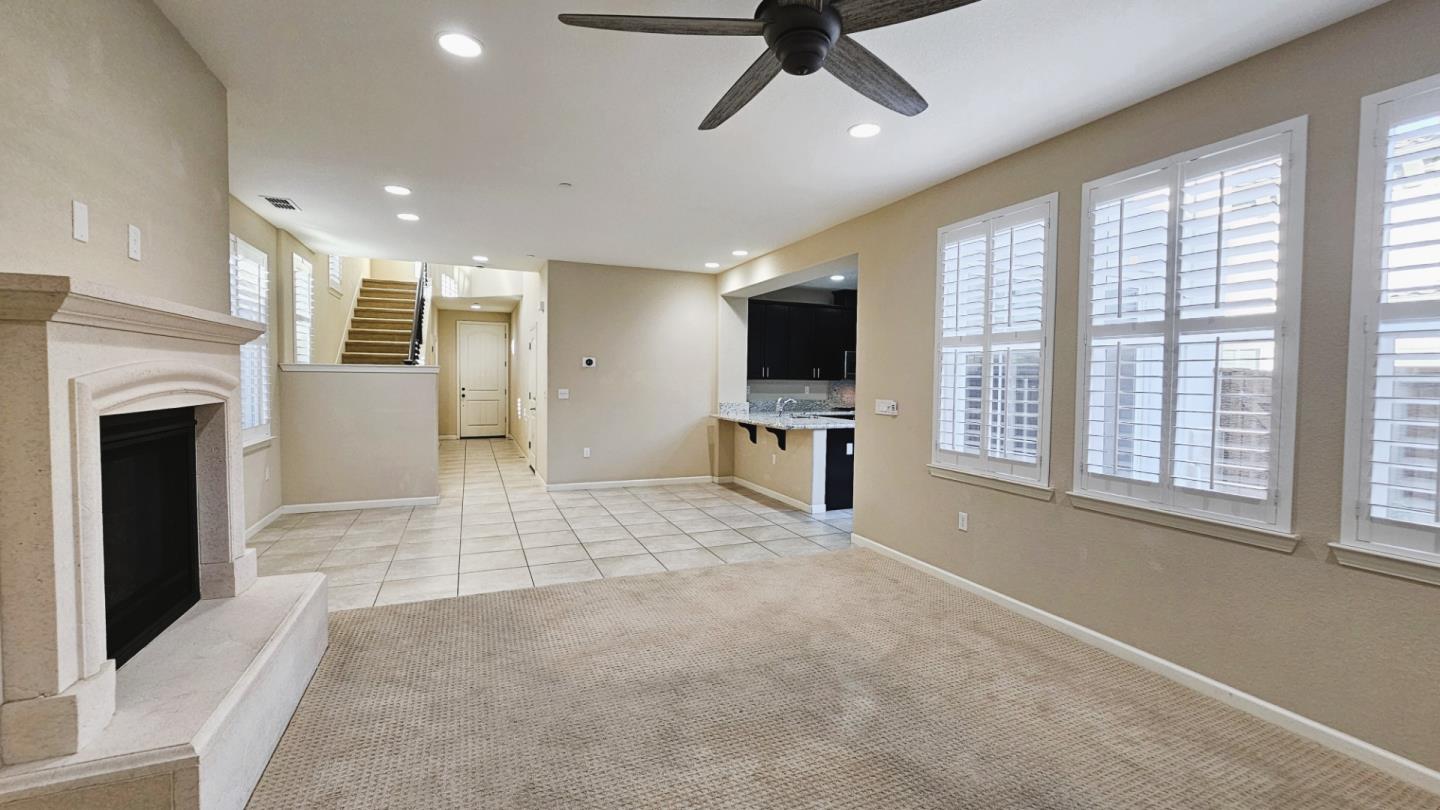 Detail Gallery Image 7 of 17 For 357 Cortona Way, Brentwood,  CA 94513 - 3 Beds | 2/1 Baths