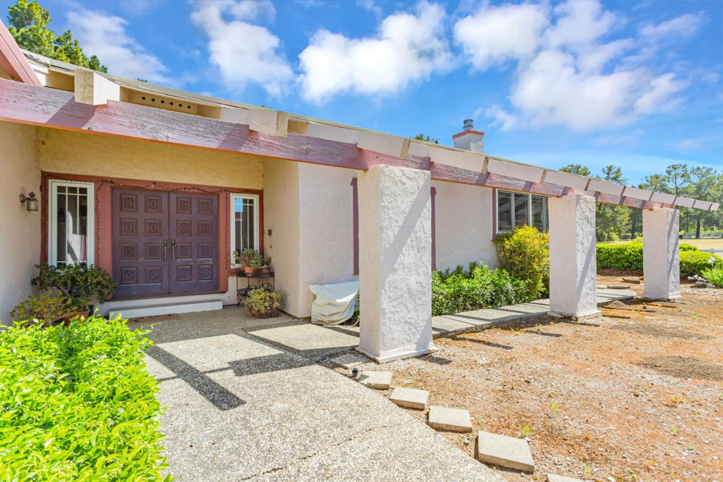 Detail Gallery Image 2 of 37 For 13170 Chaparral Rd, Morgan Hill,  CA 95037 - 4 Beds | 2/1 Baths