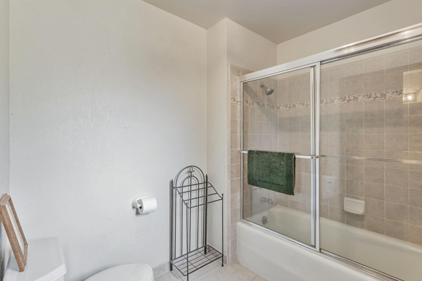Detail Gallery Image 21 of 37 For 13170 Chaparral Rd, Morgan Hill,  CA 95037 - 4 Beds | 2/1 Baths