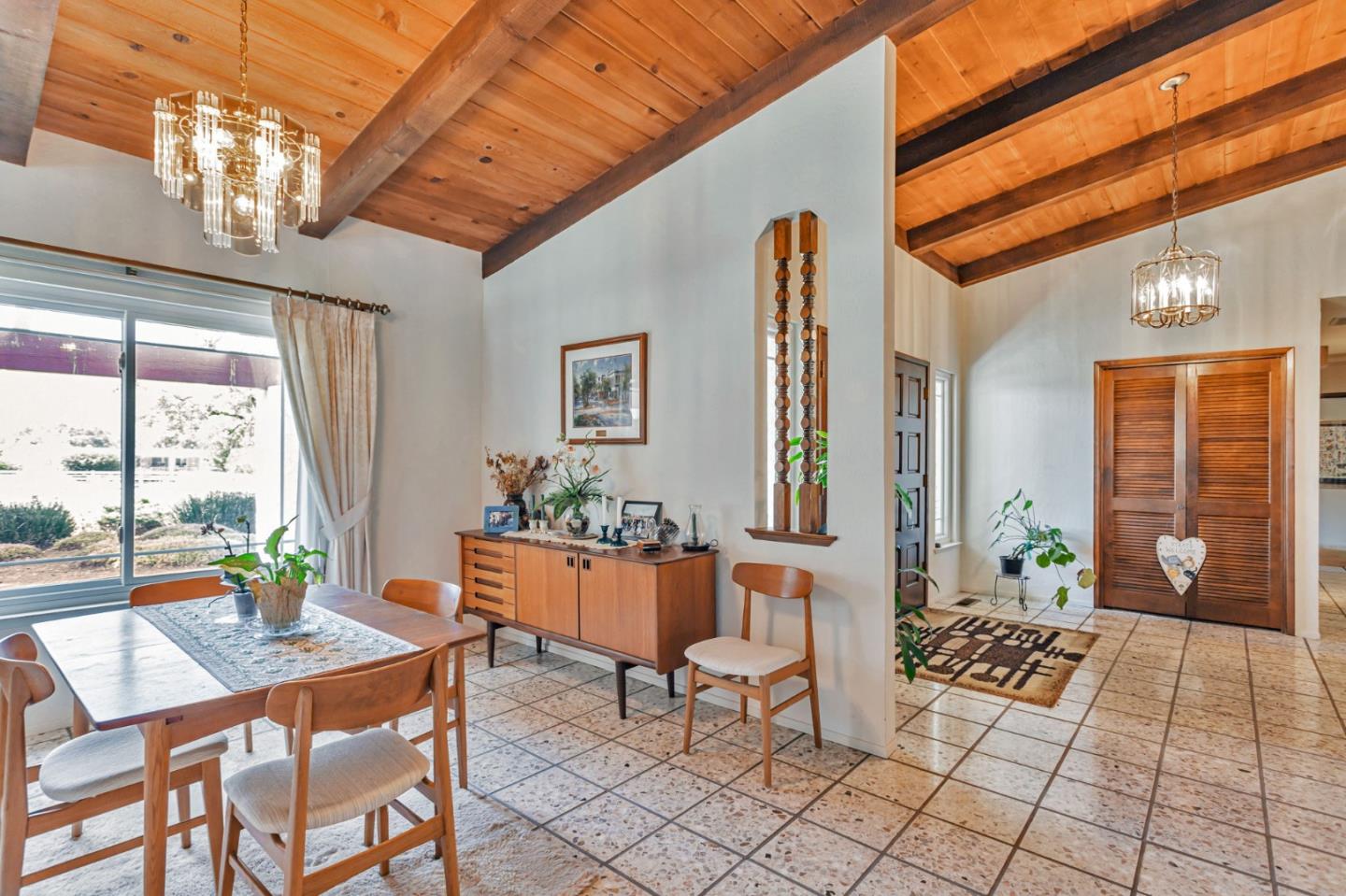 Detail Gallery Image 5 of 37 For 13170 Chaparral Rd, Morgan Hill,  CA 95037 - 4 Beds | 2/1 Baths