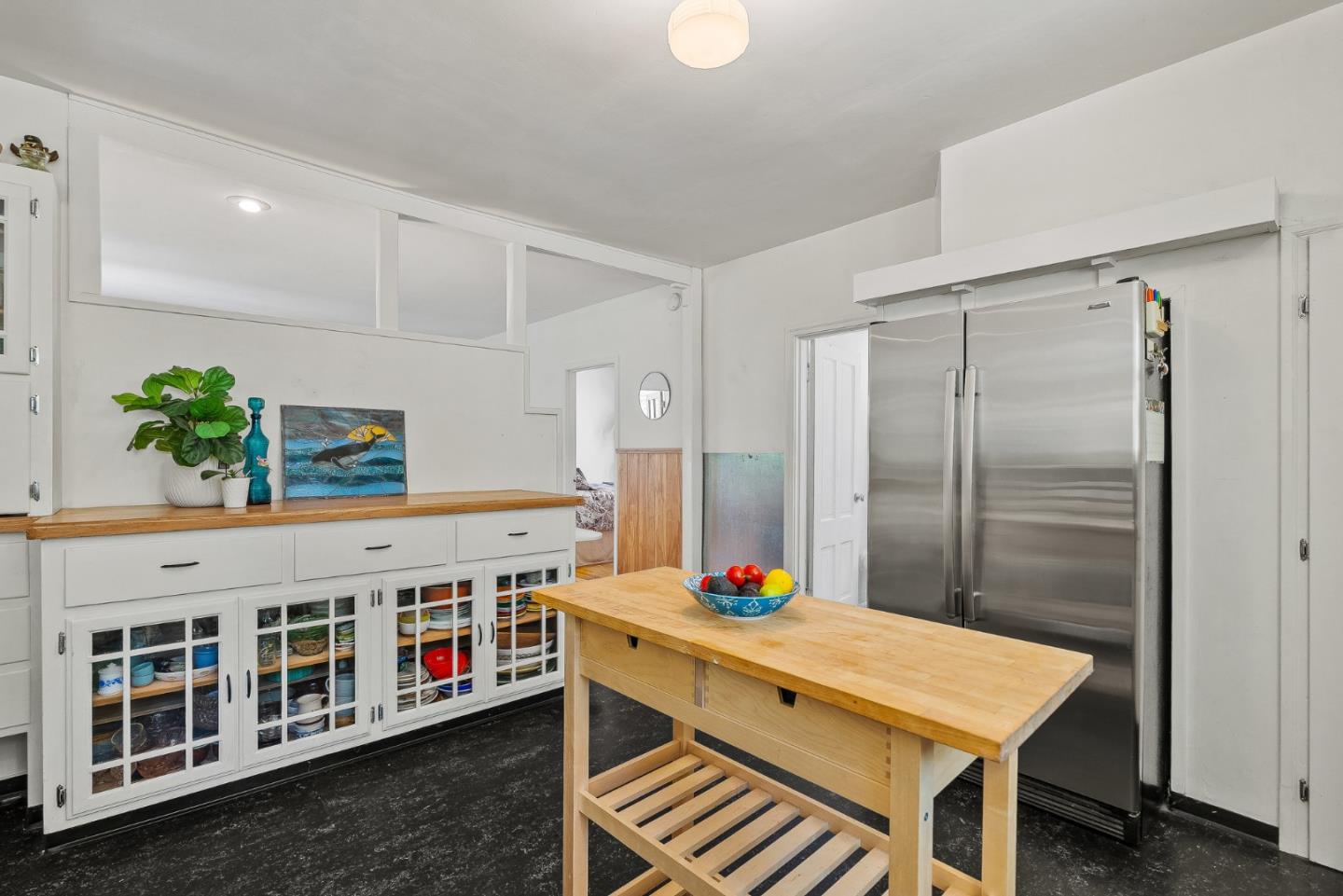 Detail Gallery Image 11 of 67 For 1284 Amesti Rd, Corralitos,  CA 95076 - 3 Beds | 2/1 Baths
