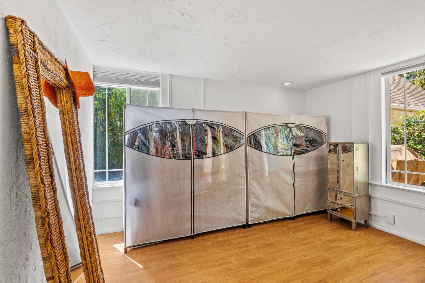 Detail Gallery Image 20 of 67 For 1284 Amesti Rd, Corralitos,  CA 95076 - 3 Beds | 2/1 Baths