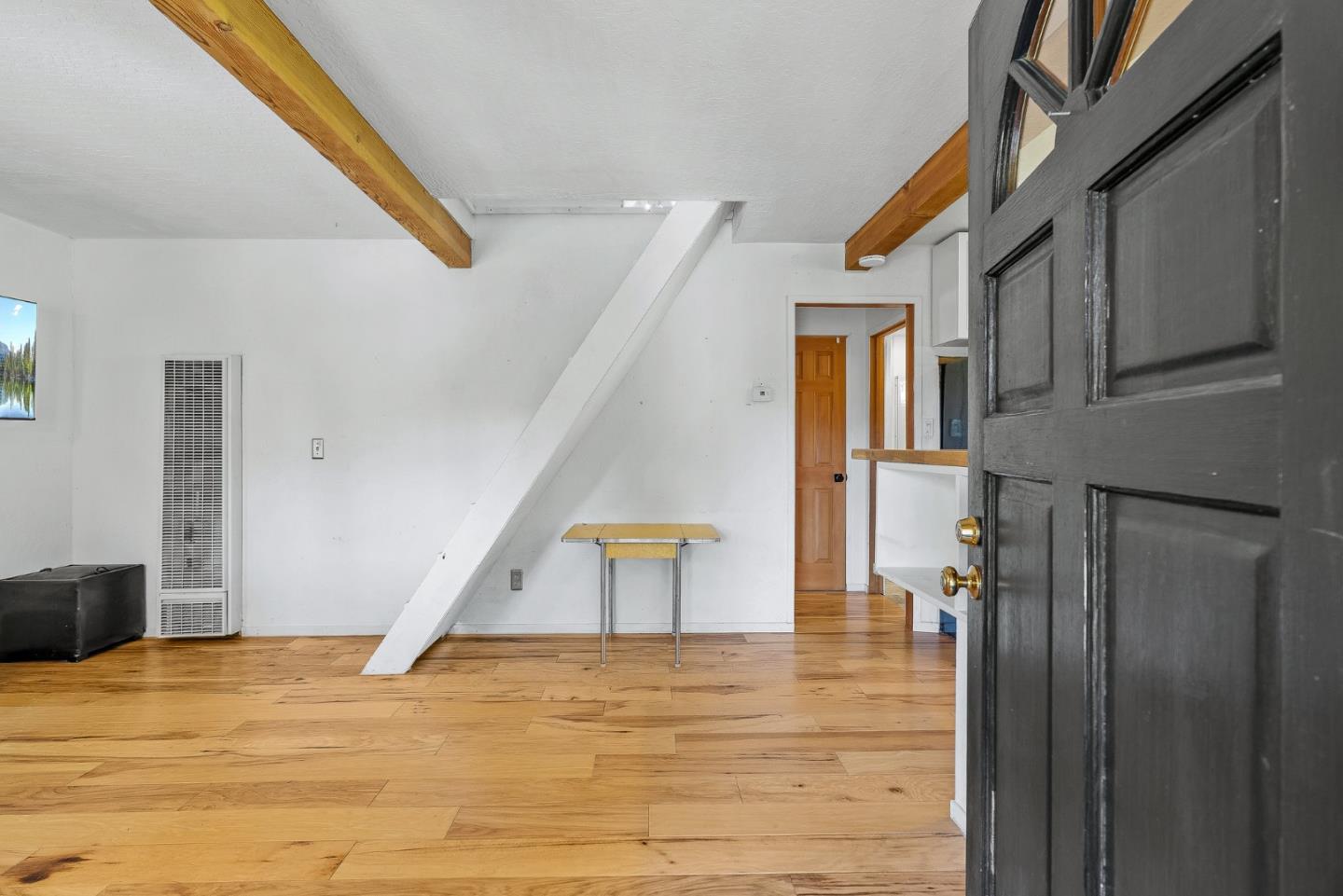 Detail Gallery Image 25 of 67 For 1284 Amesti Rd, Corralitos,  CA 95076 - 3 Beds | 2/1 Baths