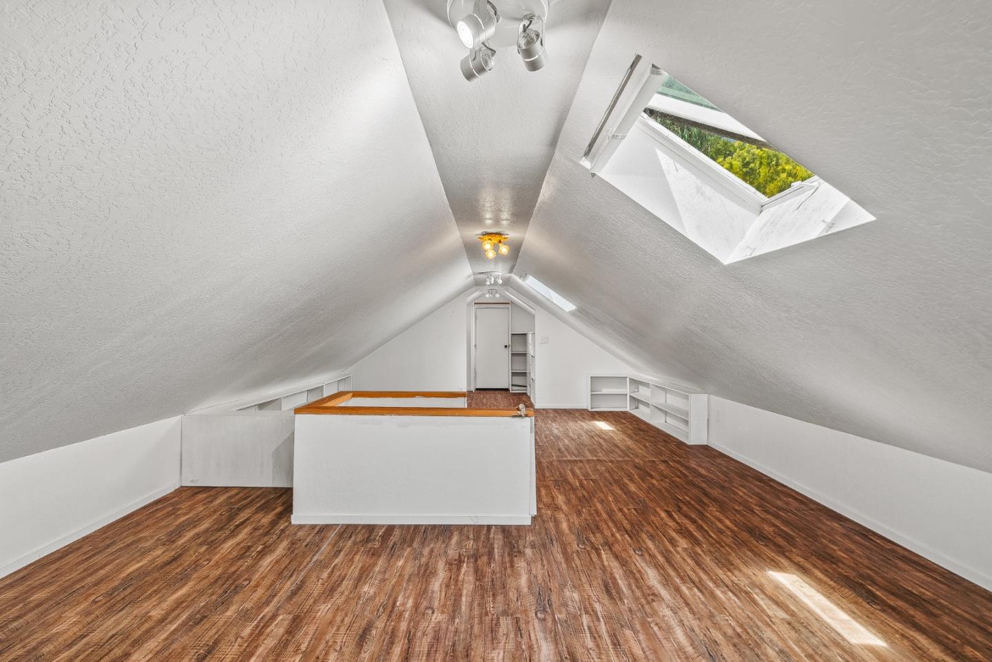 Detail Gallery Image 32 of 67 For 1284 Amesti Rd, Corralitos,  CA 95076 - 3 Beds | 2/1 Baths