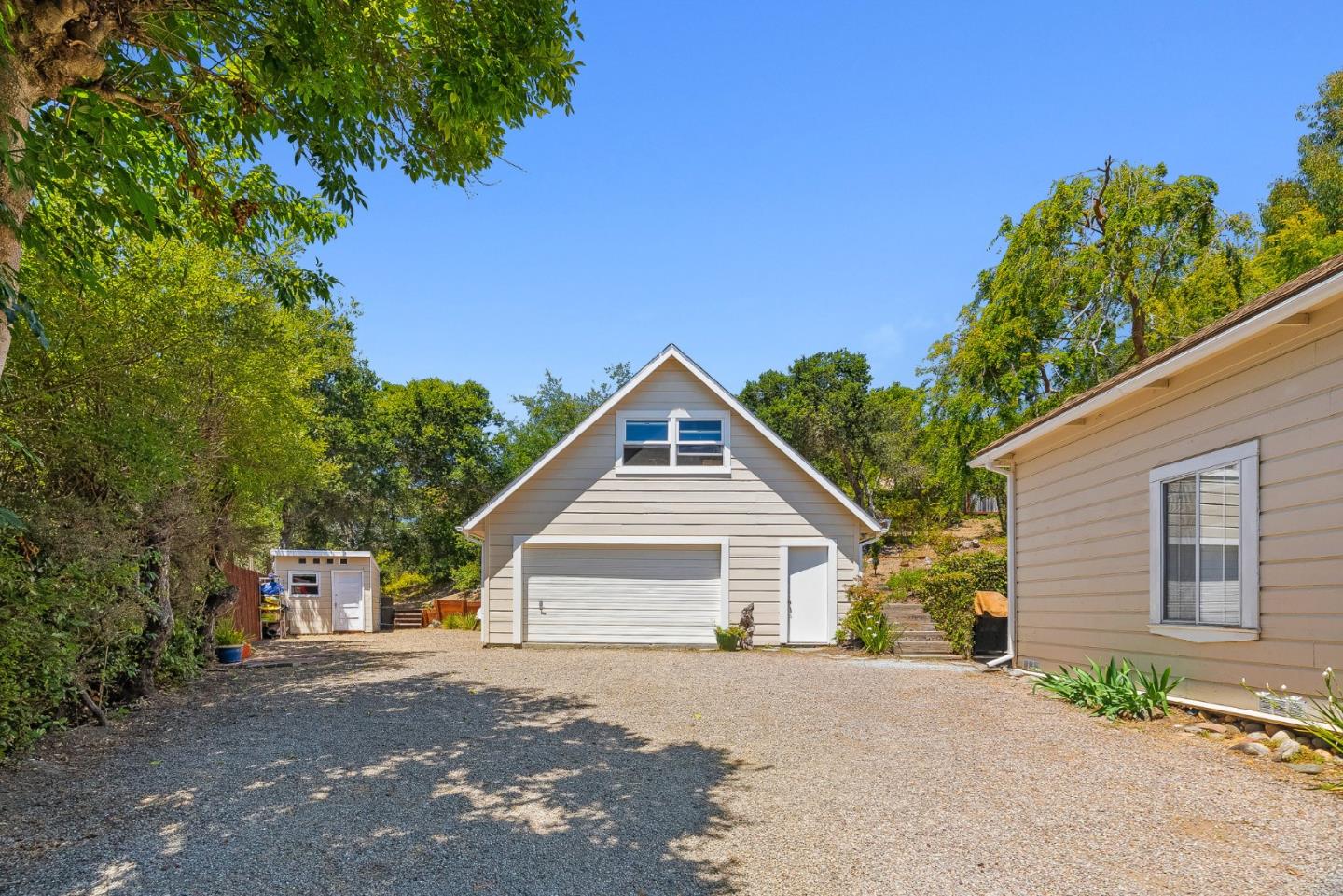 Detail Gallery Image 33 of 67 For 1284 Amesti Rd, Corralitos,  CA 95076 - 3 Beds | 2/1 Baths