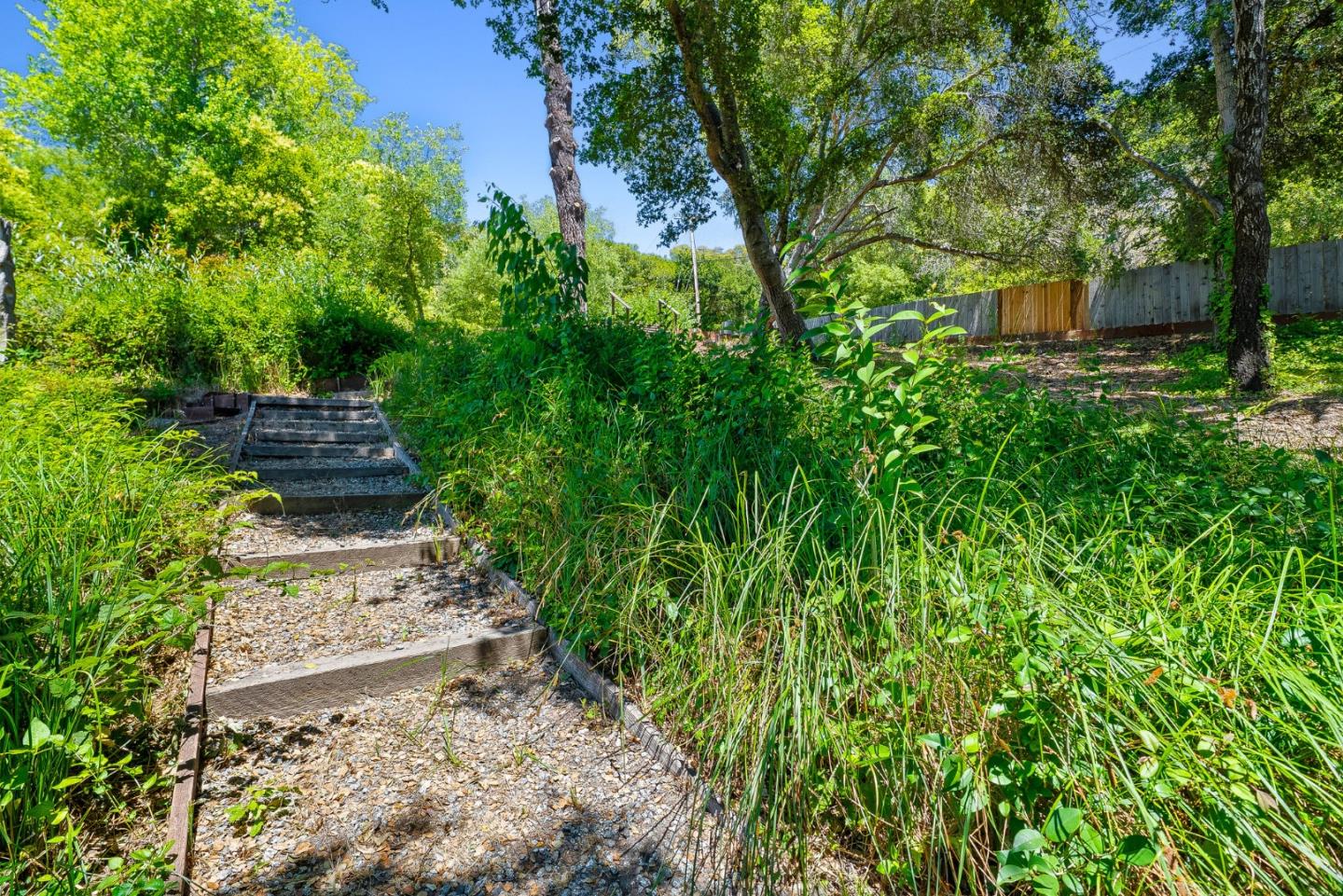 Detail Gallery Image 43 of 67 For 1284 Amesti Rd, Corralitos,  CA 95076 - 3 Beds | 2/1 Baths
