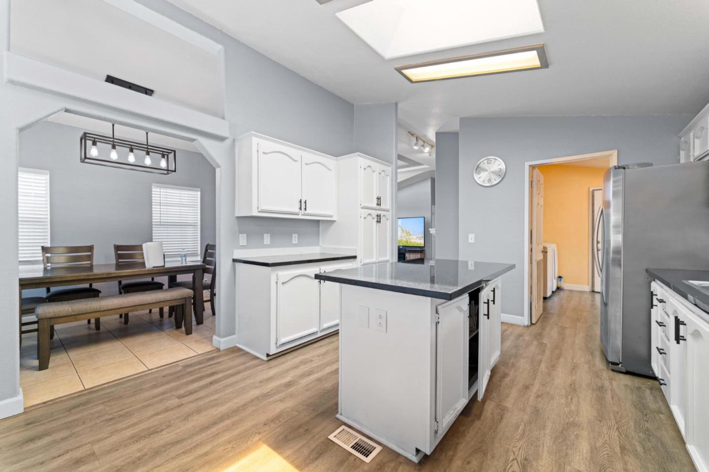 Detail Gallery Image 14 of 32 For 270 El Bosque Dr #270,  San Jose,  CA 95134 - 3 Beds | 2 Baths