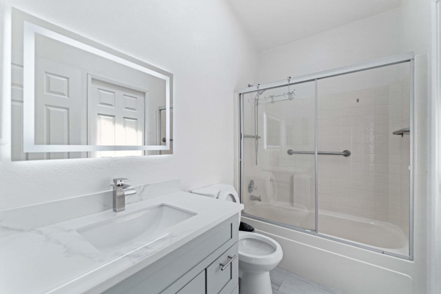 Detail Gallery Image 20 of 32 For 270 El Bosque Dr #270,  San Jose,  CA 95134 - 3 Beds | 2 Baths
