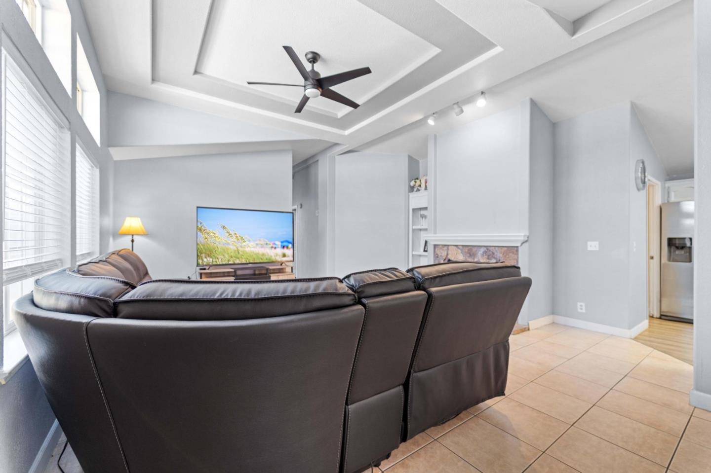 Detail Gallery Image 6 of 32 For 270 El Bosque Dr #270,  San Jose,  CA 95134 - 3 Beds | 2 Baths