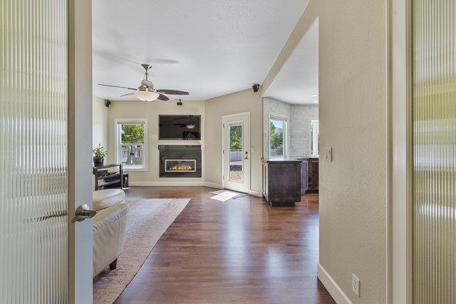 Detail Gallery Image 12 of 68 For 5636 Sundown Ln, Tres Pinos,  CA 95075 - 3 Beds | 2/1 Baths