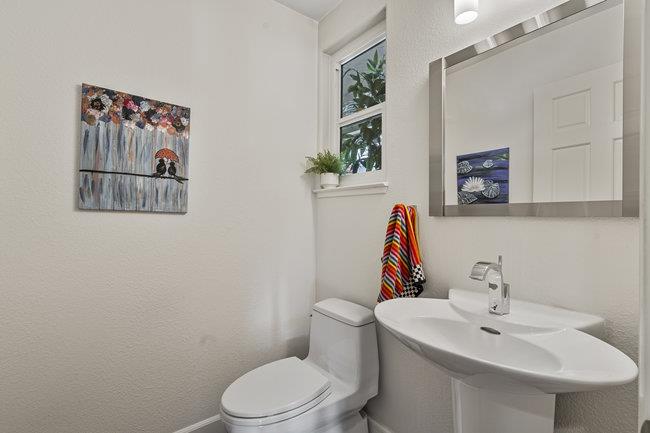 Detail Gallery Image 20 of 68 For 5636 Sundown Ln, Tres Pinos,  CA 95075 - 3 Beds | 2/1 Baths