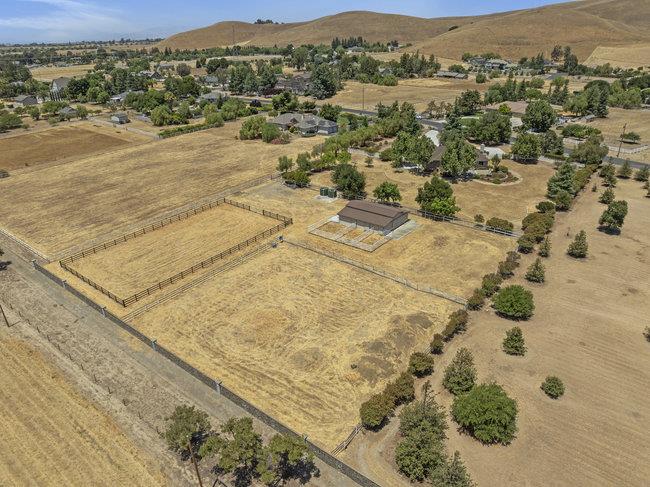 Detail Gallery Image 58 of 68 For 5636 Sundown Ln, Tres Pinos,  CA 95075 - 3 Beds | 2/1 Baths