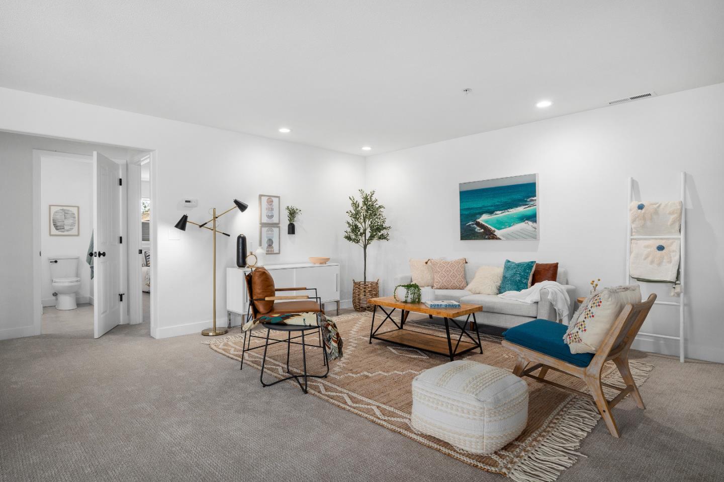 Detail Gallery Image 3 of 31 For 3900 Alameda Ave #C,  Capitola,  CA 95010 - 2 Beds | 2 Baths