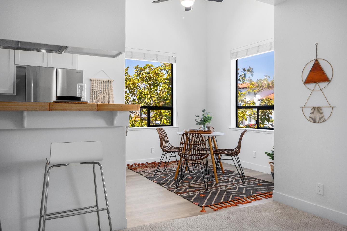 Detail Gallery Image 8 of 31 For 3900 Alameda Ave #C,  Capitola,  CA 95010 - 2 Beds | 2 Baths