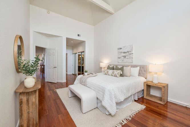 Detail Gallery Image 16 of 32 For 808 Lakeshore Dr, Redwood Shores,  CA 94065 - 2 Beds | 2 Baths