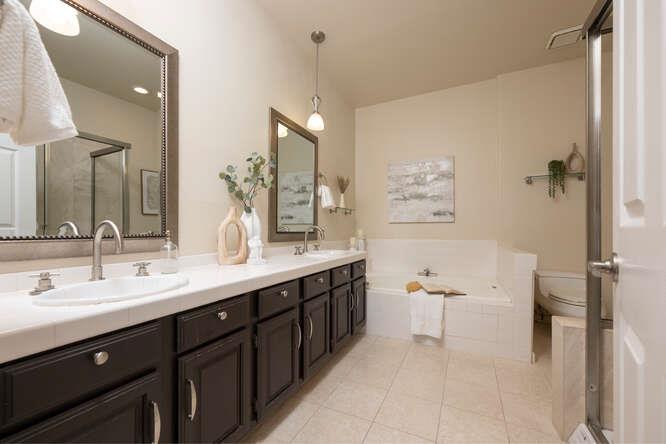 Detail Gallery Image 20 of 32 For 808 Lakeshore Dr, Redwood Shores,  CA 94065 - 2 Beds | 2 Baths