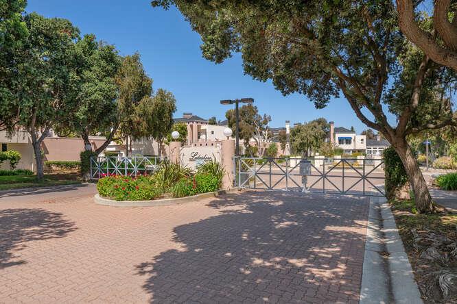 Detail Gallery Image 29 of 32 For 808 Lakeshore Dr, Redwood Shores,  CA 94065 - 2 Beds | 2 Baths