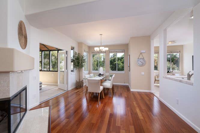 Detail Gallery Image 8 of 32 For 808 Lakeshore Dr, Redwood Shores,  CA 94065 - 2 Beds | 2 Baths