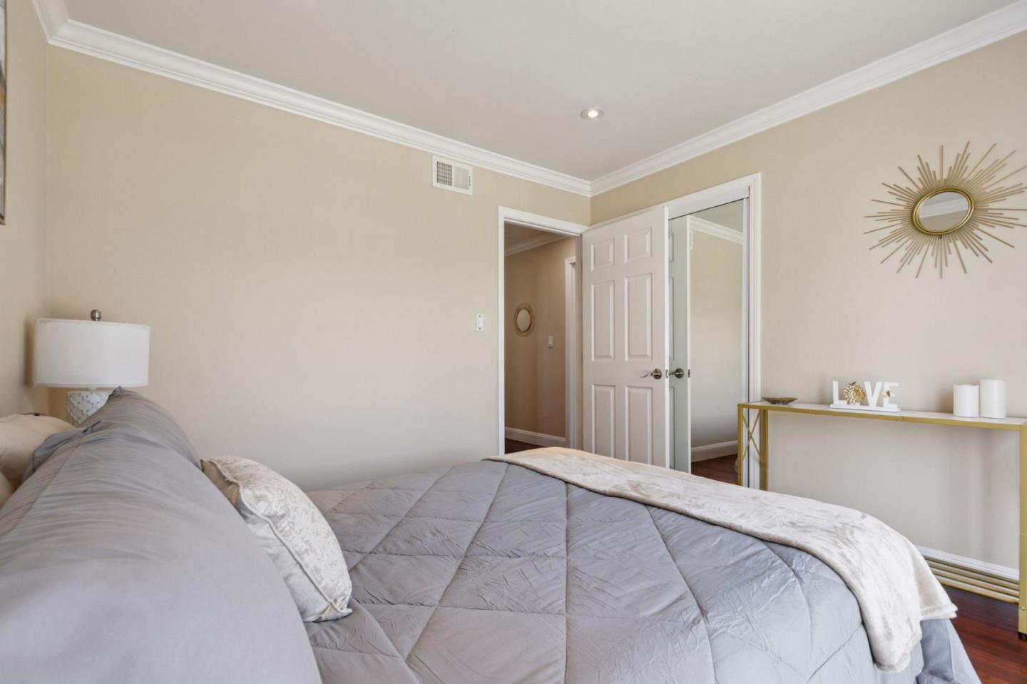 Detail Gallery Image 14 of 22 For 1662 Washington St, San Mateo,  CA 94403 - 3 Beds | 2 Baths