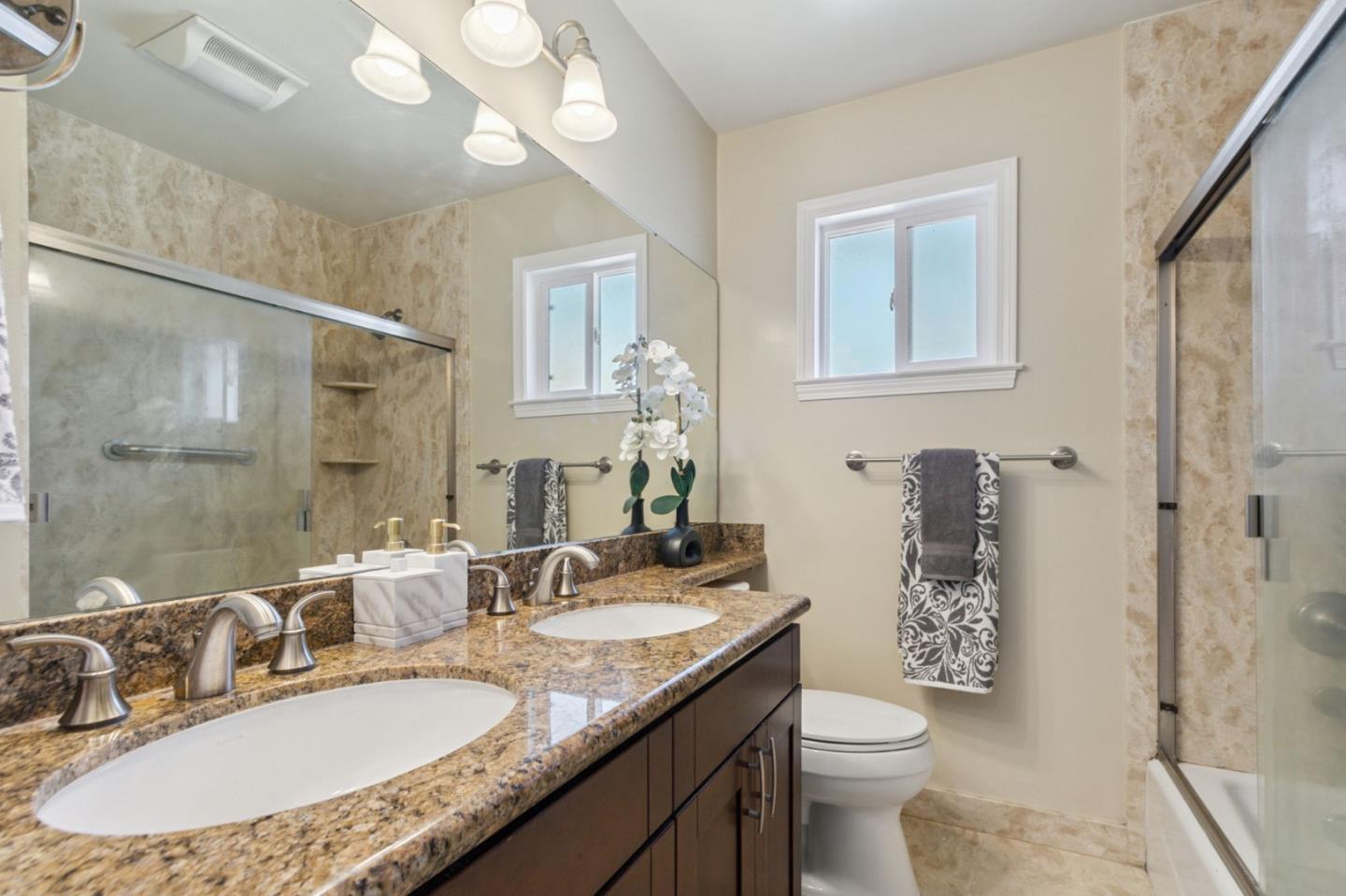 Detail Gallery Image 19 of 22 For 1662 Washington St, San Mateo,  CA 94403 - 3 Beds | 2 Baths