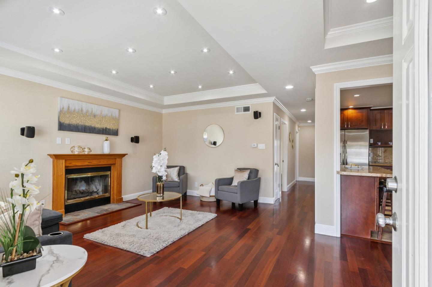 Detail Gallery Image 5 of 22 For 1662 Washington St, San Mateo,  CA 94403 - 3 Beds | 2 Baths