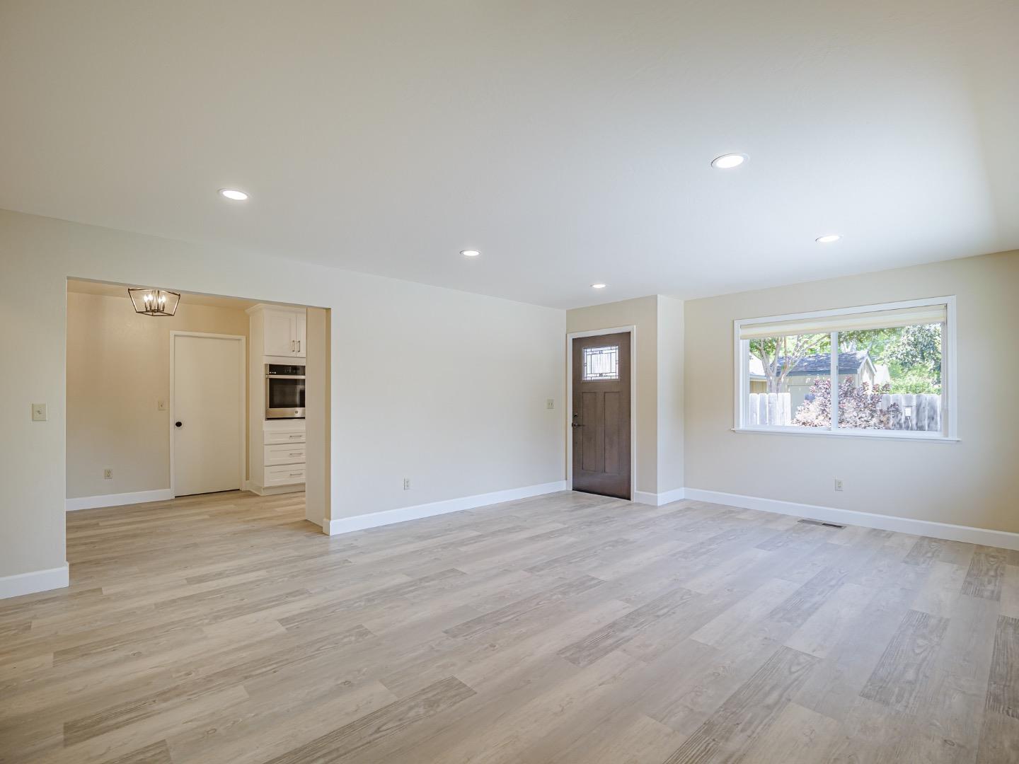 Detail Gallery Image 12 of 61 For 1221 Broadway, Santa Cruz,  CA 95062 - – Beds | – Baths