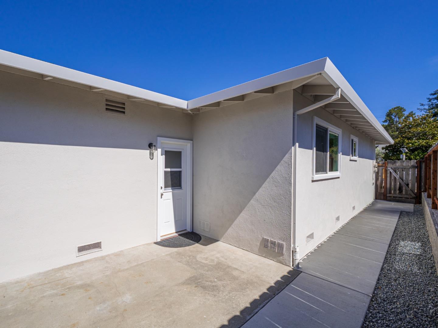 Detail Gallery Image 31 of 61 For 1221 Broadway, Santa Cruz,  CA 95062 - – Beds | – Baths