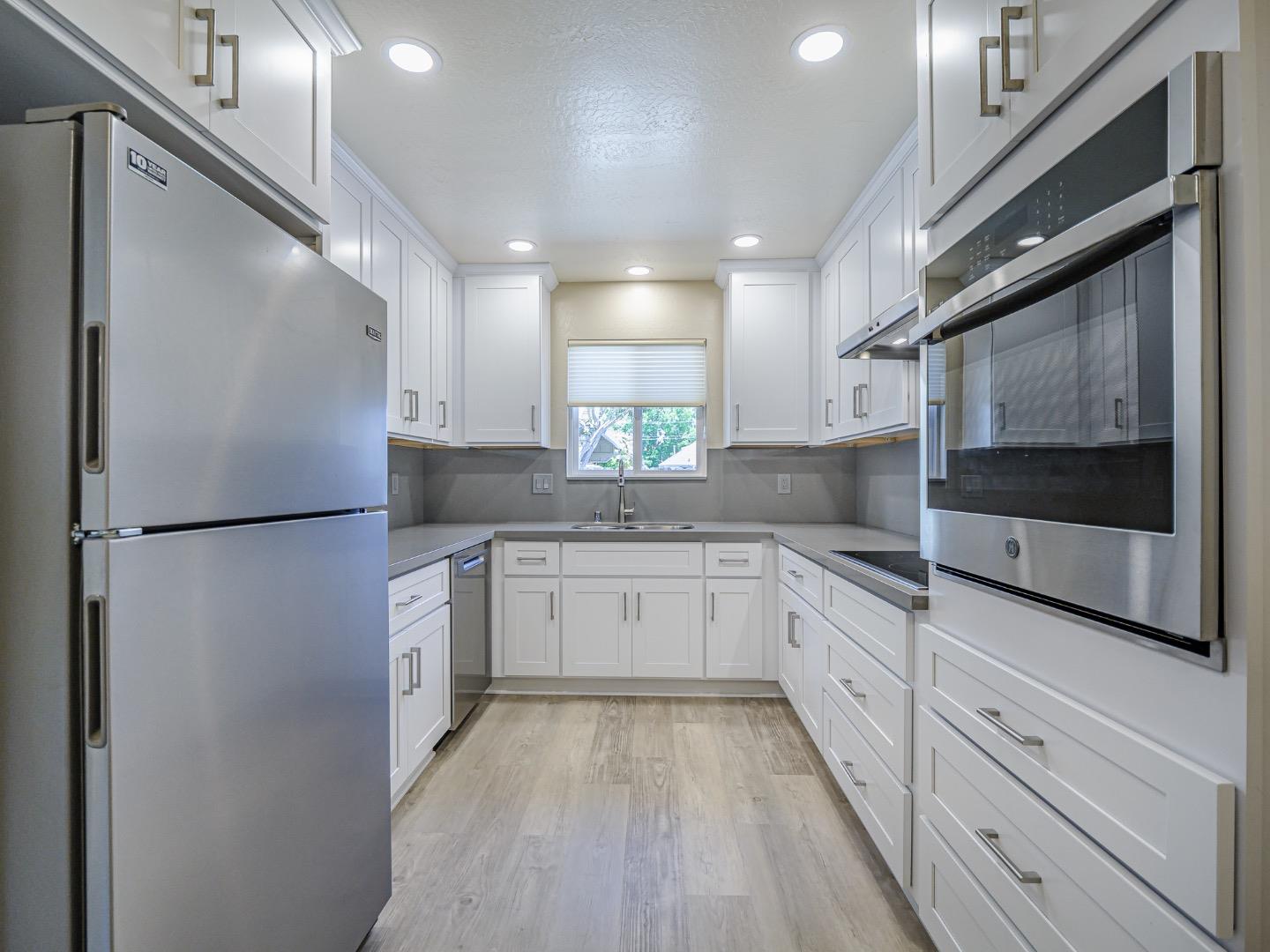 Detail Gallery Image 39 of 61 For 1221 Broadway, Santa Cruz,  CA 95062 - – Beds | – Baths