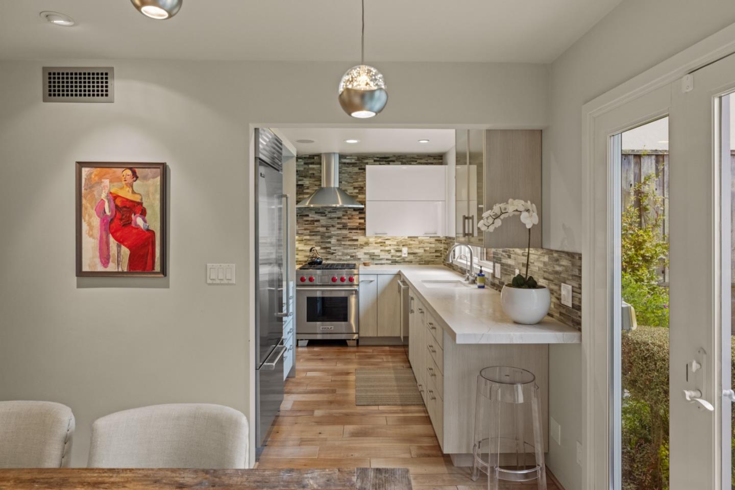 Detail Gallery Image 10 of 42 For 1007 Brentwood Ct, Pacific Grove,  CA 93950 - 3 Beds | 2/1 Baths