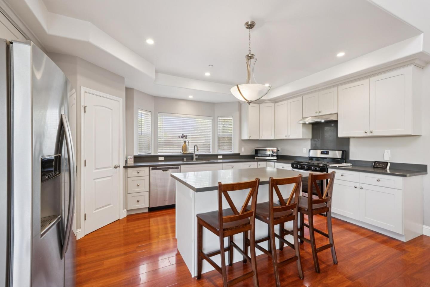 Detail Gallery Image 10 of 41 For 29356 Taylor Ave, Hayward,  CA 94544 - 4 Beds | 3/1 Baths