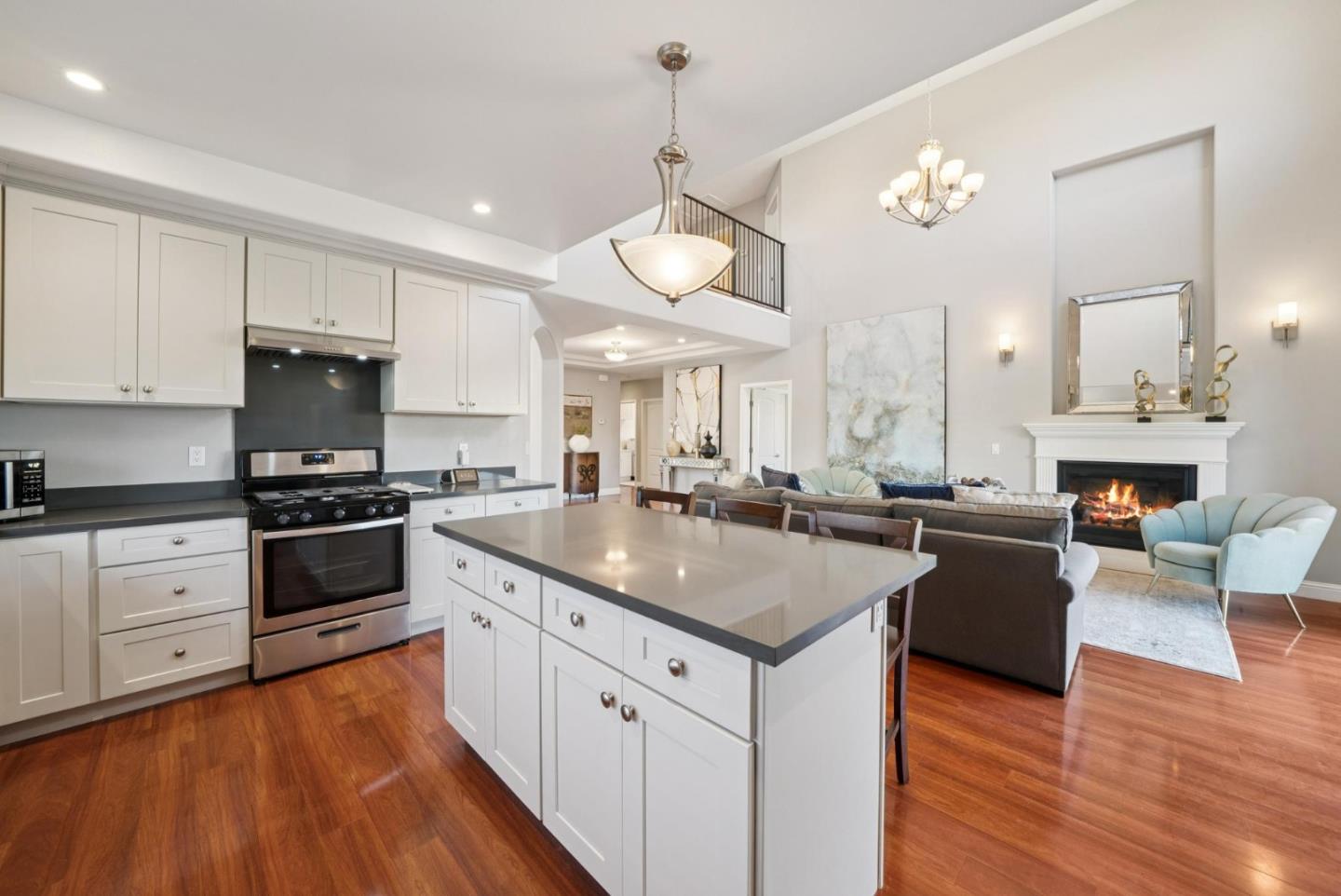 Detail Gallery Image 11 of 41 For 29356 Taylor Ave, Hayward,  CA 94544 - 4 Beds | 3/1 Baths
