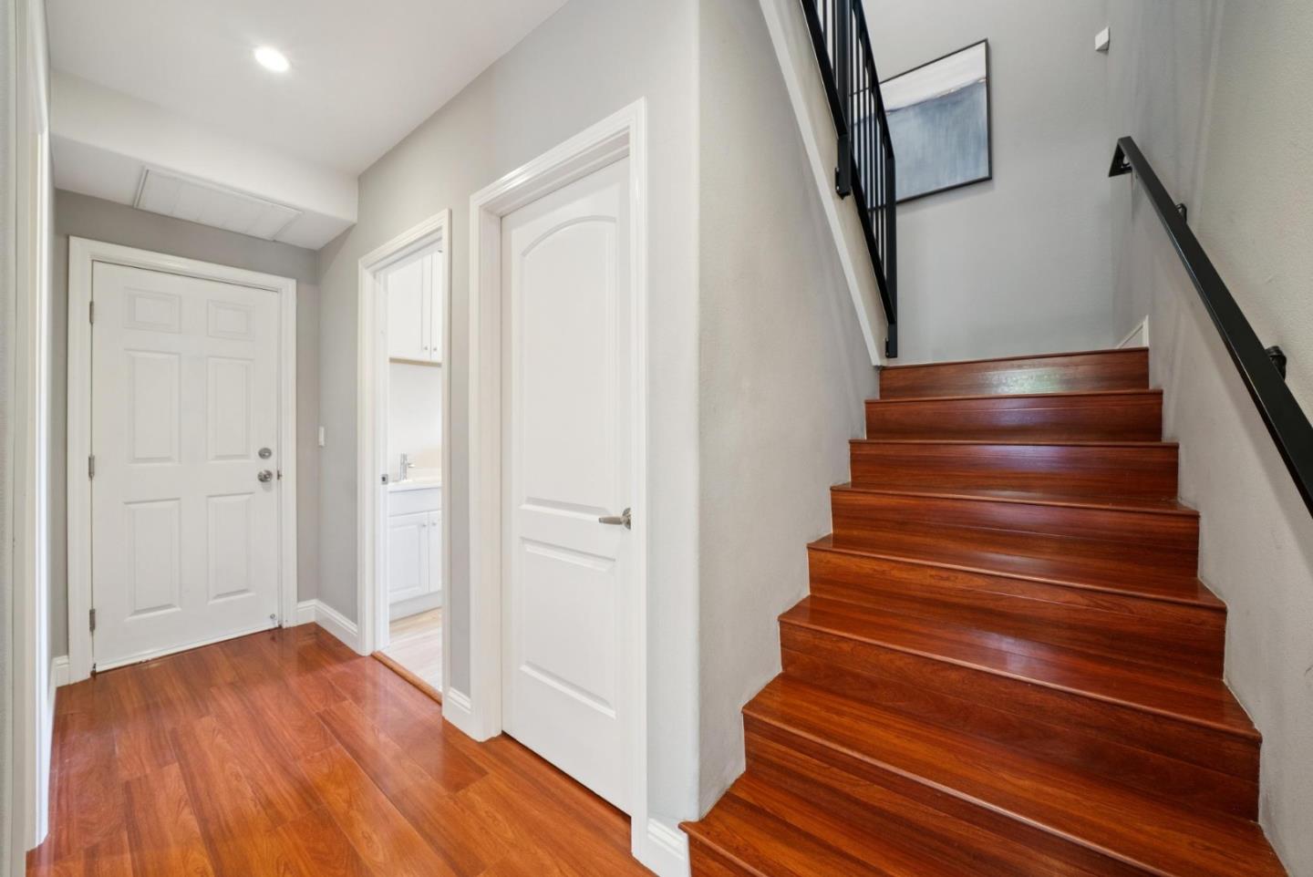 Detail Gallery Image 13 of 41 For 29356 Taylor Ave, Hayward,  CA 94544 - 4 Beds | 3/1 Baths