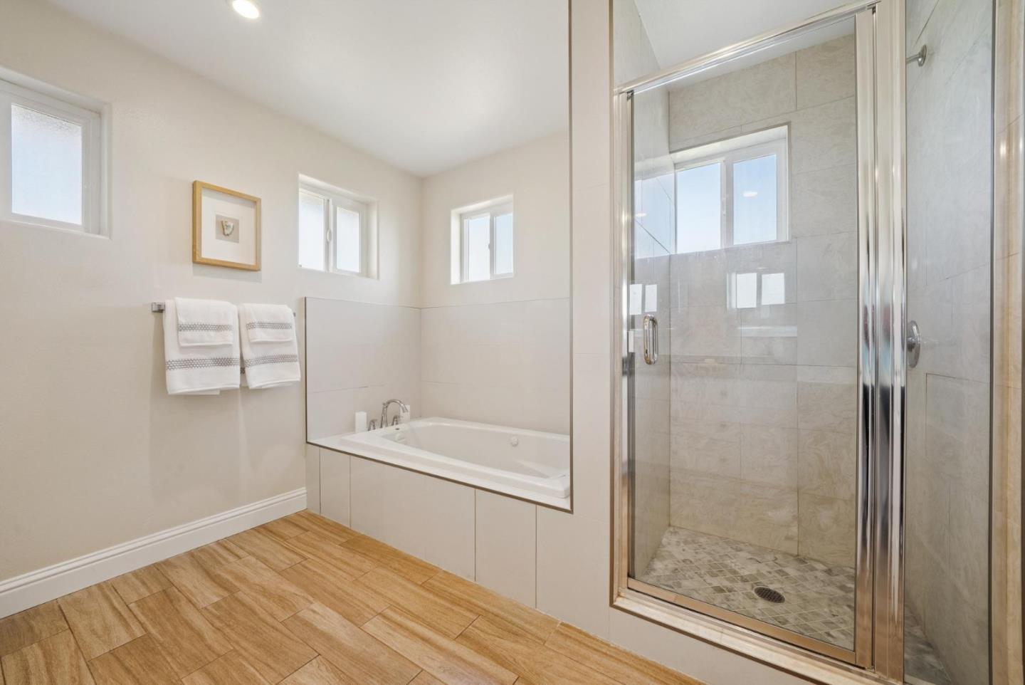 Detail Gallery Image 20 of 41 For 29356 Taylor Ave, Hayward,  CA 94544 - 4 Beds | 3/1 Baths