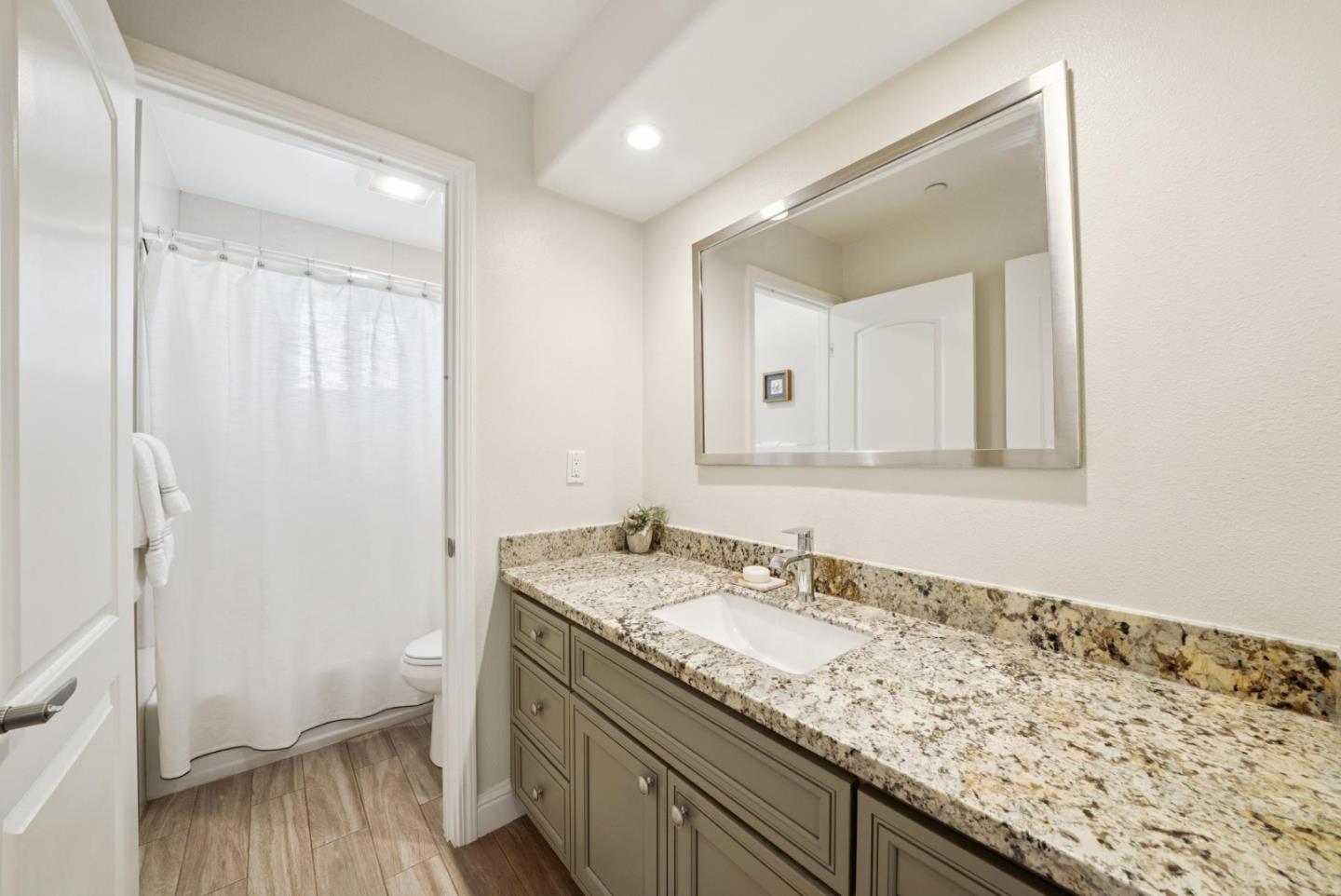 Detail Gallery Image 23 of 41 For 29356 Taylor Ave, Hayward,  CA 94544 - 4 Beds | 3/1 Baths