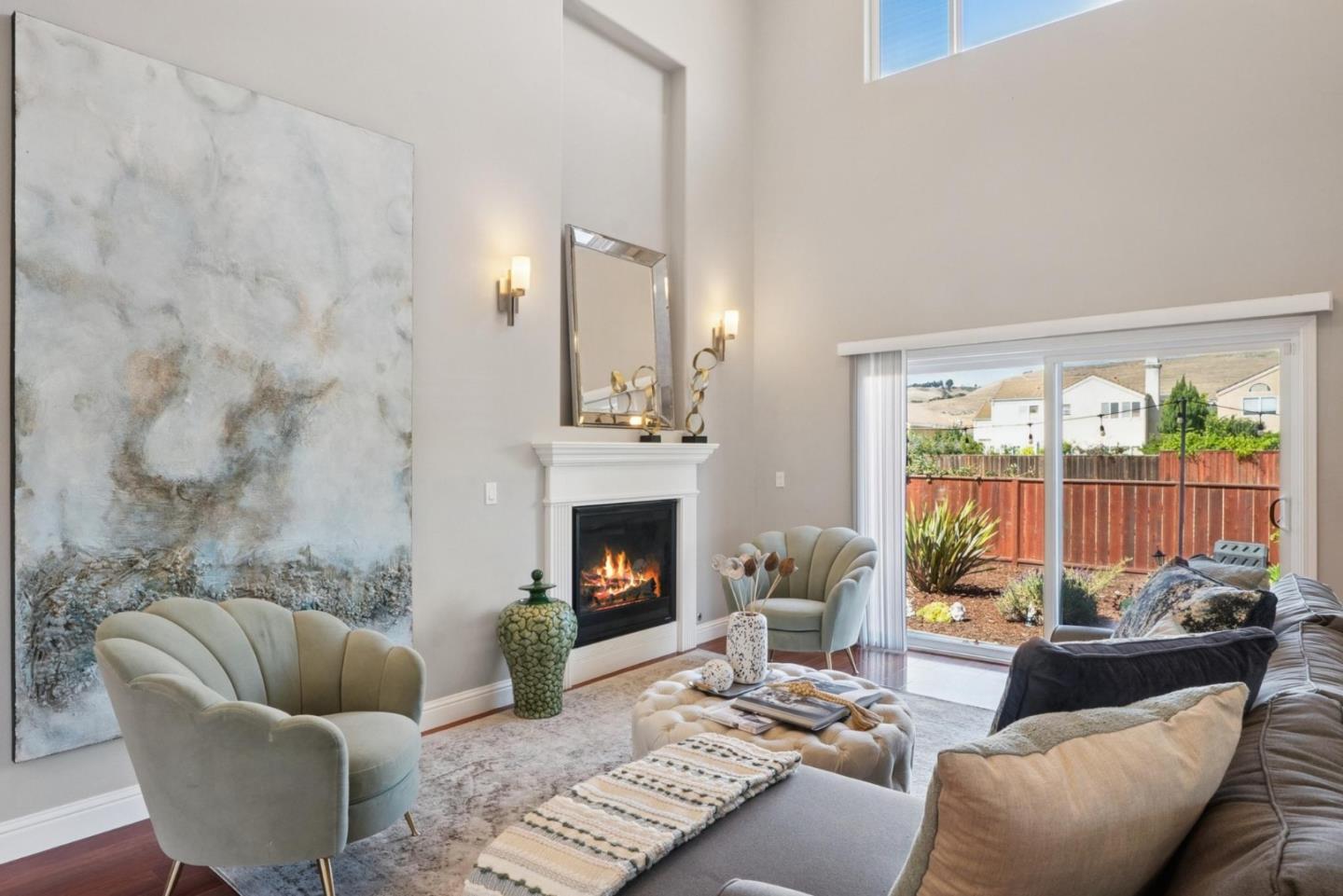 Detail Gallery Image 3 of 41 For 29356 Taylor Ave, Hayward,  CA 94544 - 4 Beds | 3/1 Baths