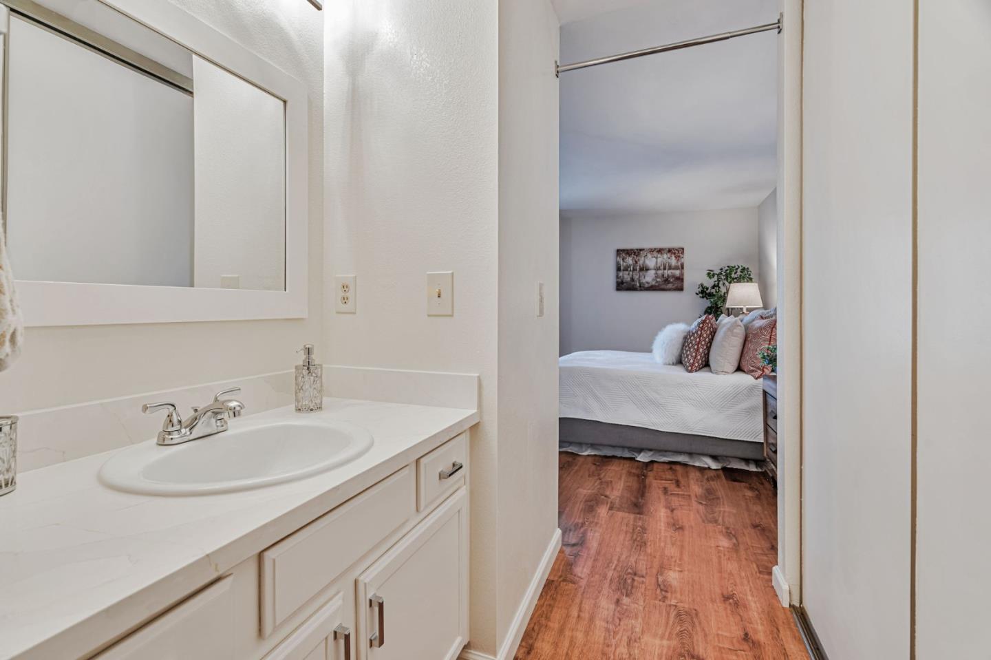 Detail Gallery Image 24 of 39 For 4020 Williams Rd #8,  San Jose,  CA 95117 - 2 Beds | 2 Baths