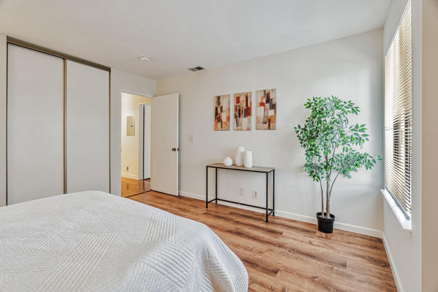 Detail Gallery Image 28 of 39 For 4020 Williams Rd #8,  San Jose,  CA 95117 - 2 Beds | 2 Baths