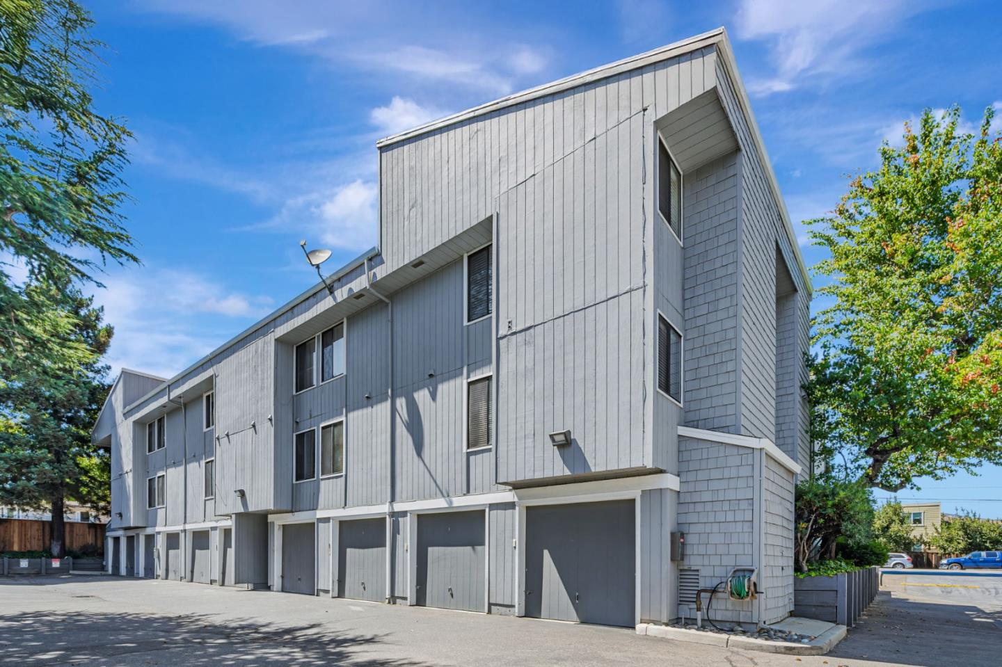 Detail Gallery Image 36 of 39 For 4020 Williams Rd #8,  San Jose,  CA 95117 - 2 Beds | 2 Baths