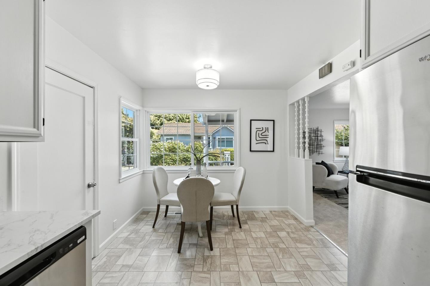 Detail Gallery Image 10 of 23 For 6 Clinton Ct, Redwood City,  CA 94061 - 2 Beds | 1 Baths