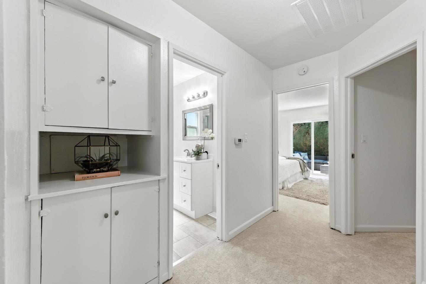 Detail Gallery Image 12 of 23 For 6 Clinton Ct, Redwood City,  CA 94061 - 2 Beds | 1 Baths
