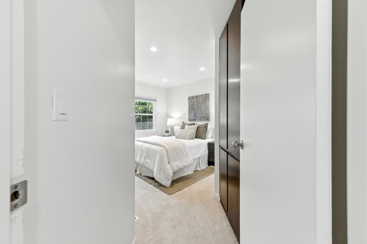 Detail Gallery Image 17 of 23 For 6 Clinton Ct, Redwood City,  CA 94061 - 2 Beds | 1 Baths