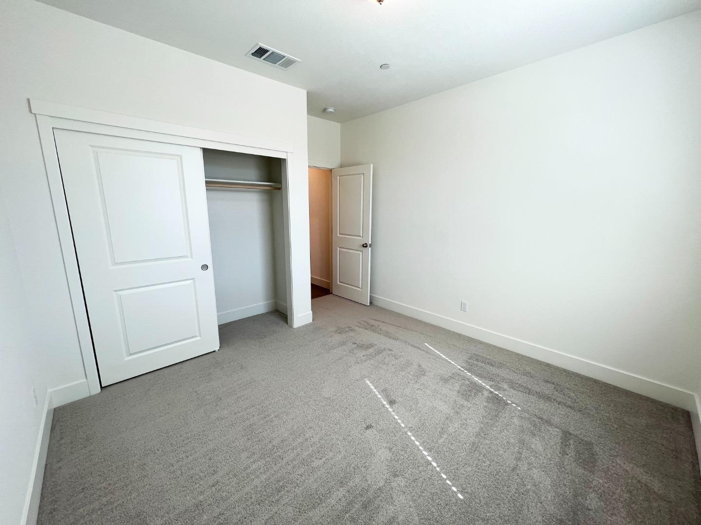 Detail Gallery Image 12 of 14 For 1232 Gypsum Dr, Los Banos,  CA 93635 - 4 Beds | 2 Baths