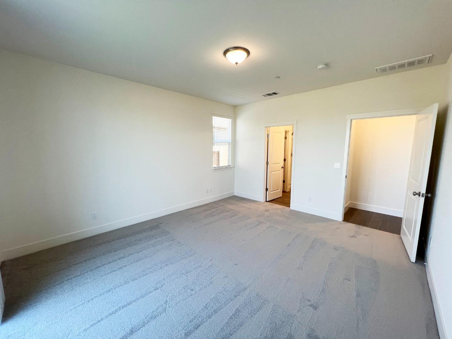 Detail Gallery Image 8 of 14 For 1232 Gypsum Dr, Los Banos,  CA 93635 - 4 Beds | 2 Baths