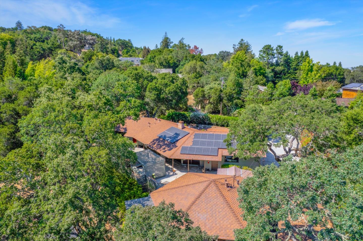 Detail Gallery Image 29 of 34 For 10 Bear Gulch Dr, Portola Valley,  CA 94028 - 3 Beds | 2 Baths