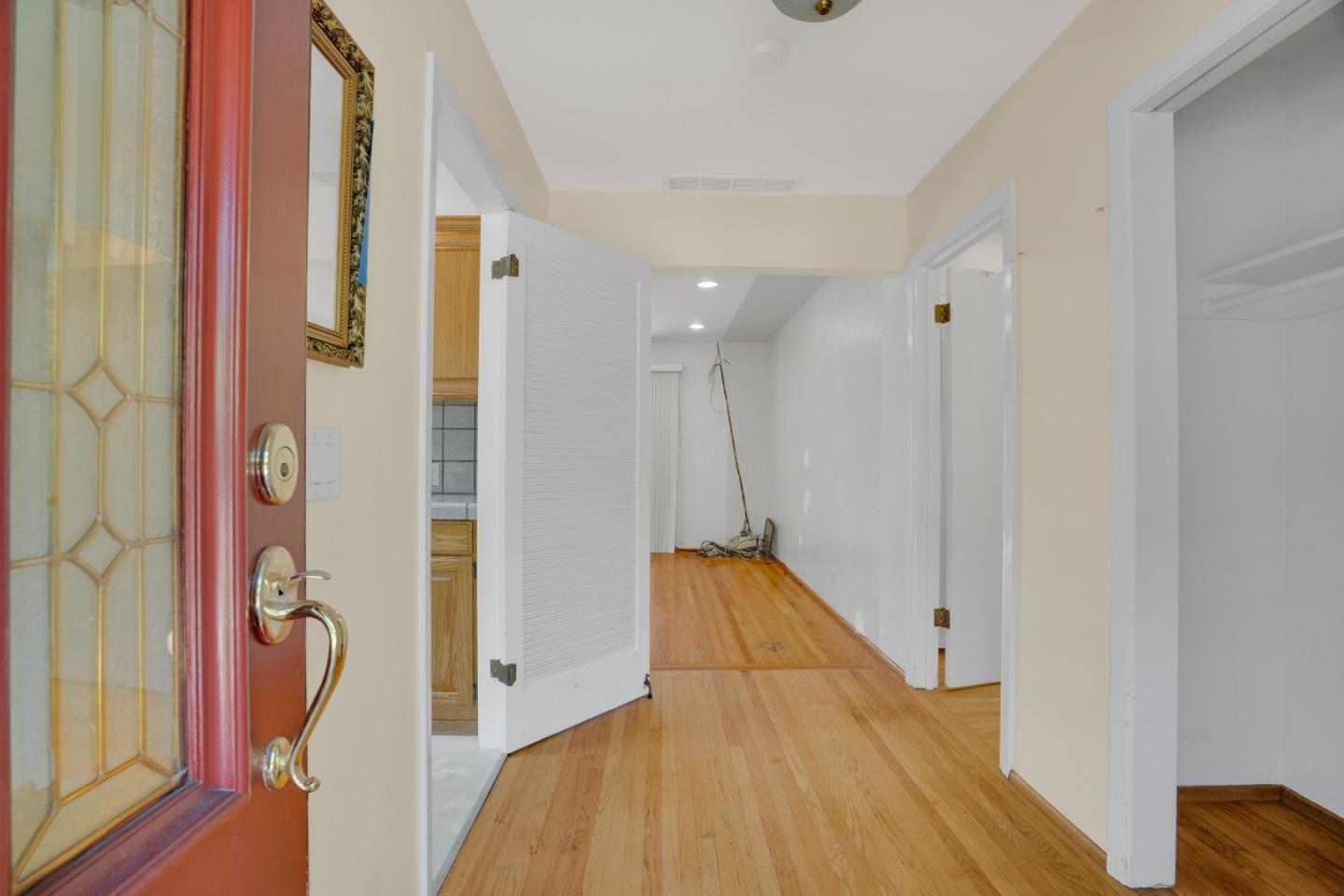 Detail Gallery Image 6 of 34 For 10 Bear Gulch Dr, Portola Valley,  CA 94028 - 3 Beds | 2 Baths