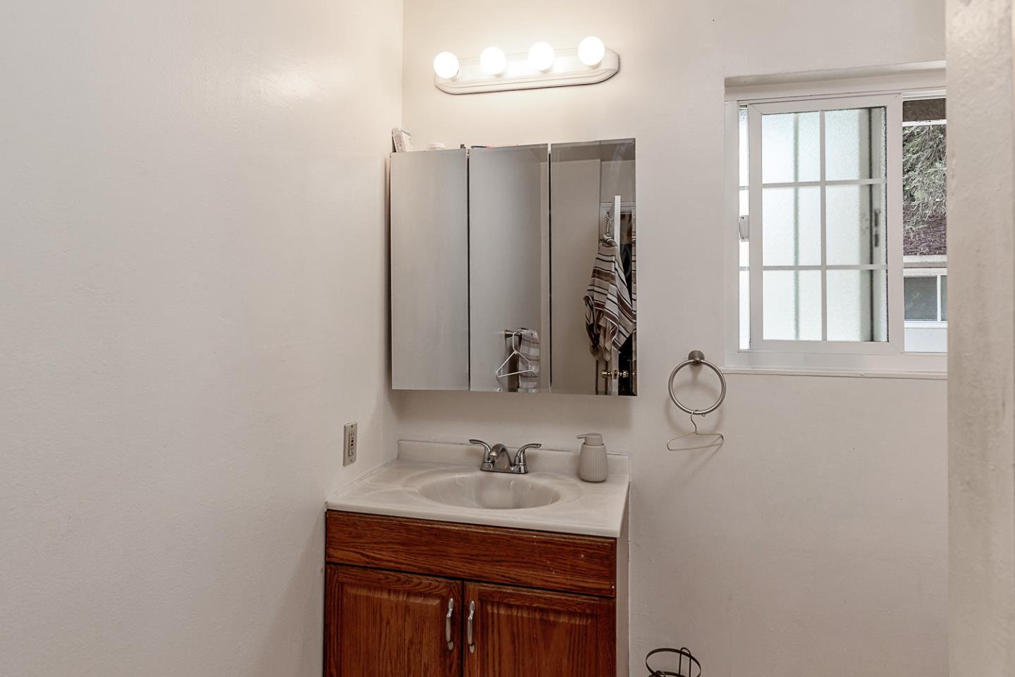 Detail Gallery Image 11 of 30 For 5691 Tucson Dr, San Jose,  CA 95118 - – Beds | – Baths
