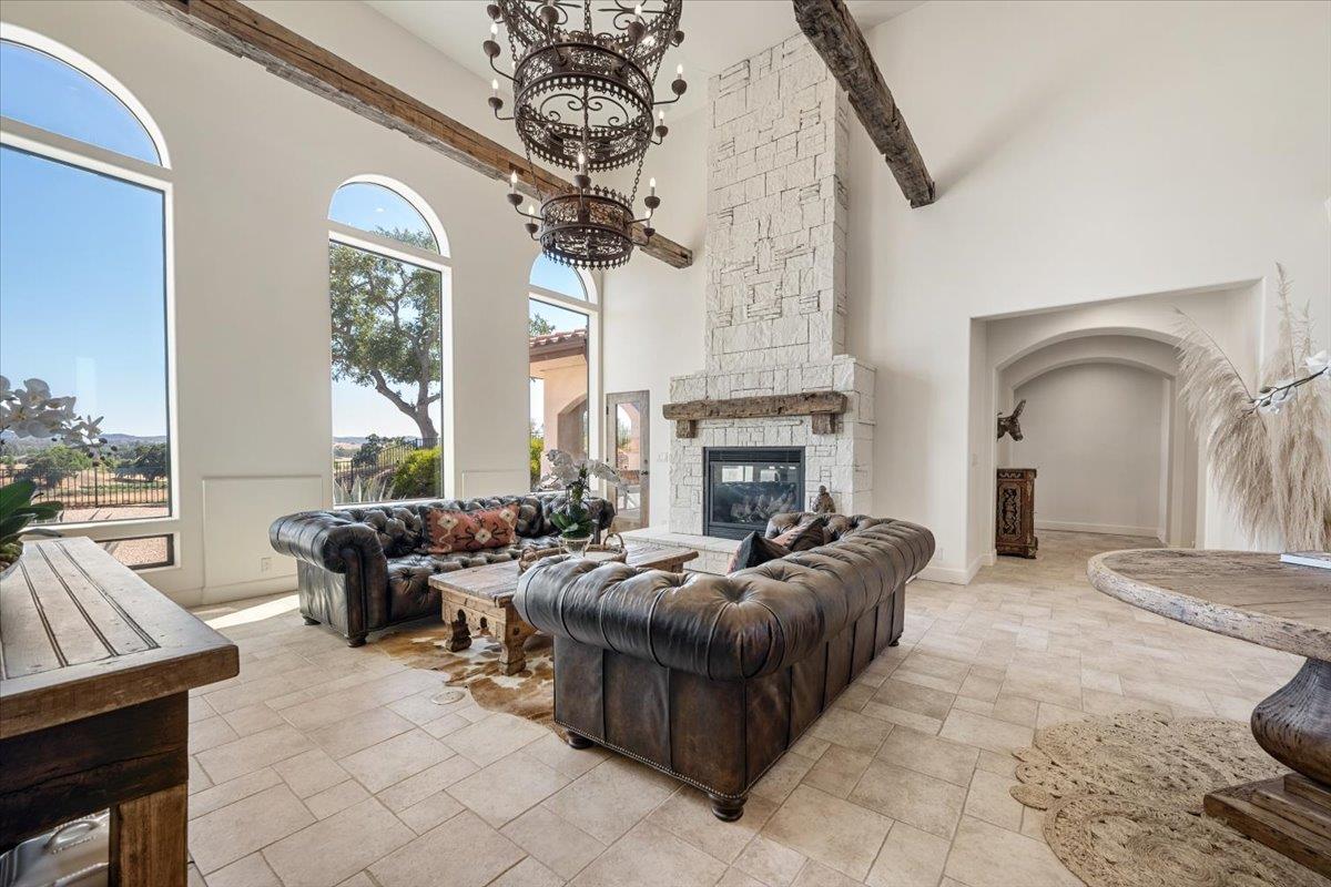 Detail Gallery Image 16 of 128 For 6750 Golden Pheasant Lane, Creston,  CA 93432 - 5 Beds | 3/1 Baths